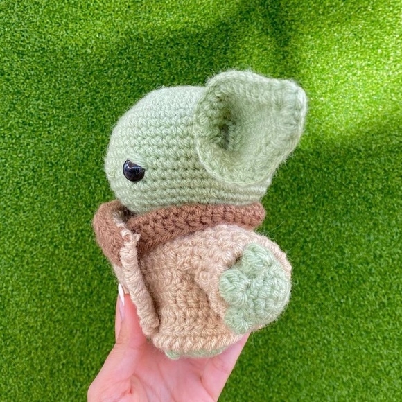 Baby Yoda Crochet❤️ - Picture 3 of 7